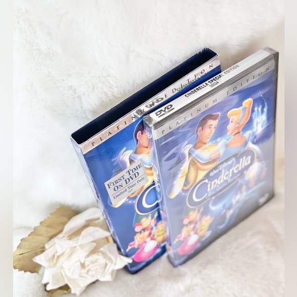 New with tags PLATINUM EDITION WALT DISNEY’S CINDERELLA 2 Disc EDITION 2005 - Picture 5 of 14